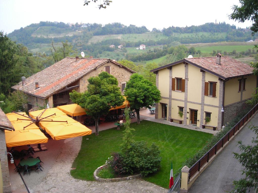 Corte Ca' Bosco Castello di Serravalle Exterior photo